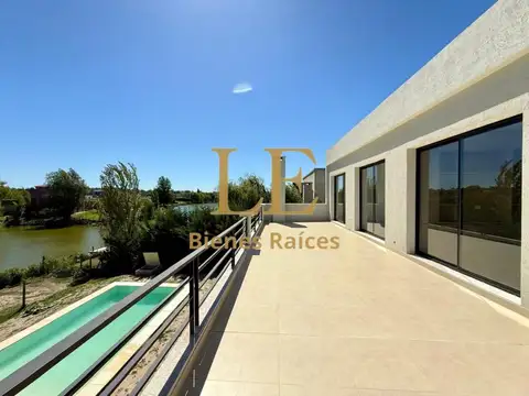 Casa en Venta al Noroeste