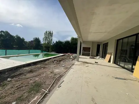 Casa en Venta al Noroeste