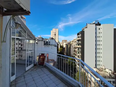 ALQUILER 3 AMBIENTES CON GRAN BALCON TERRAZA