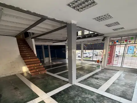 Local en Venta 28 años