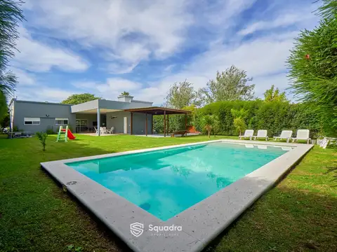 VENTA | PERMUTA -  Casa 3 dormitorios frente al lago - Puerto Roldán - APTO CRÉDITO.