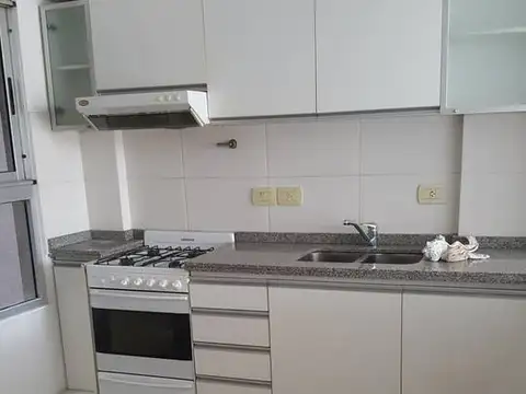 Departamento en Alquiler con 1 cocheras