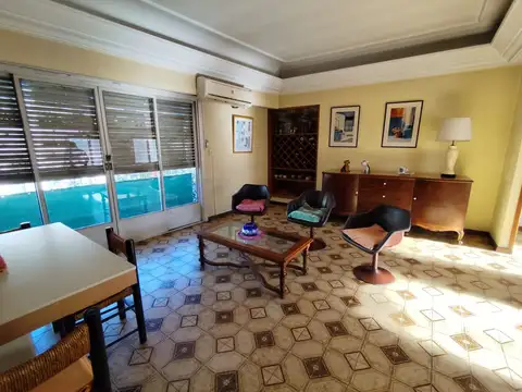 Depto Tipo Casa en Venta de 4 ambientes