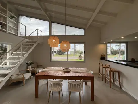 Casa en Miraflores (Funes Hills)