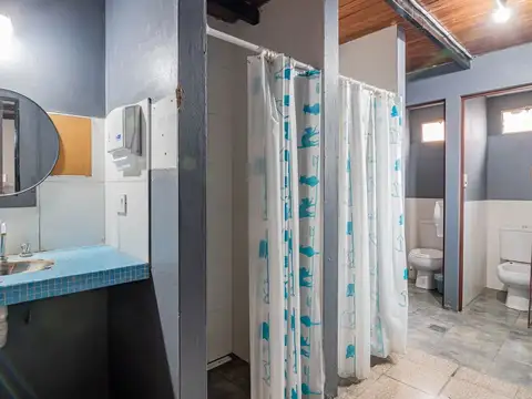 7 e/ 527 y 528 400