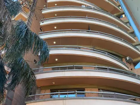 Intendente Ernesto Grant 200, Piso 10