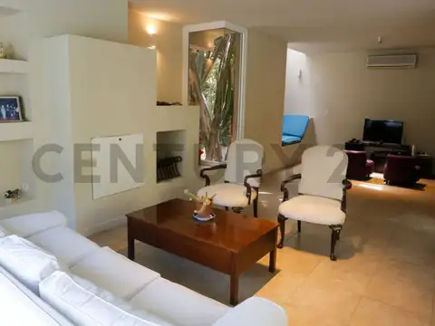 Casa en Venta de 5 dormitorios