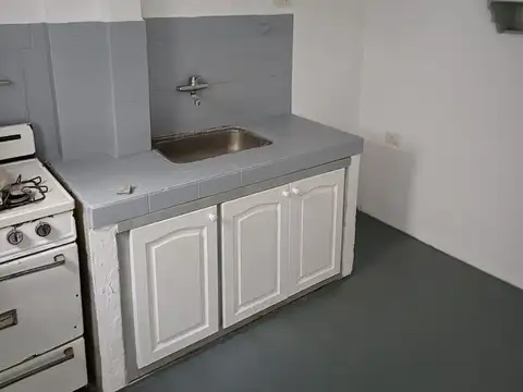 Depto Tipo Casa en Alquiler de Monoambiente