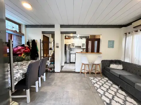 Alquiler Casa estilo Ph 3 Amb 2 dormitorios,Saavedra,terraza