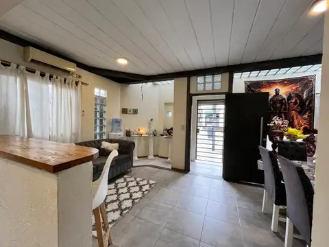 Alquiler Casa estilo Ph 3 Amb 2 dormitorios,Saavedra,terraza