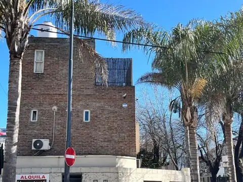 Alquiler Casa estilo Ph 3 Amb 2 dormitorios,Saavedra,terraza
