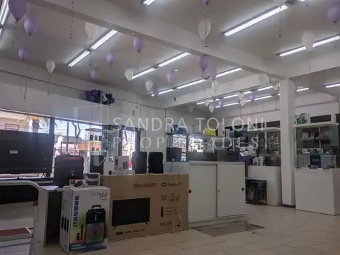 Local en Venta Via Pública