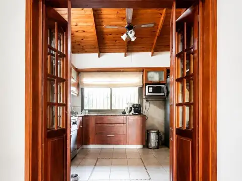 Casa en Venta en Berazategui, USD 199.000
