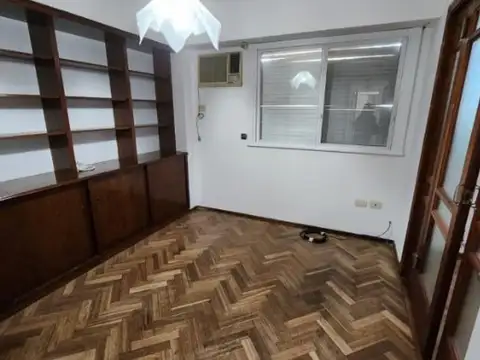 DEPTO EN VENTA EN TORRES DE PREFECTURA 4 AMBIENTES WILDE VIS