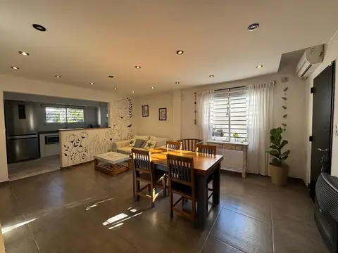 Depto Tipo Casa en Venta de 4 ambientes