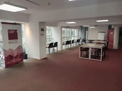 Oficina en Alquiler 25 años