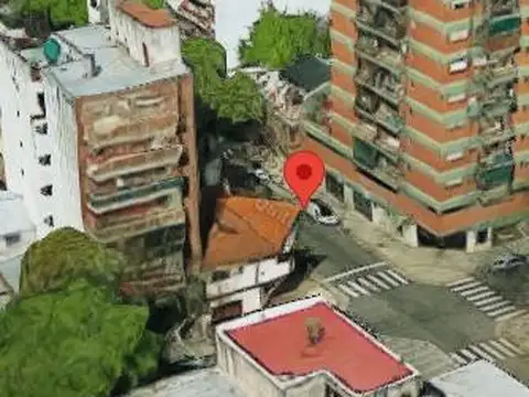 Quito e/ Yapeyú y Castro Barros