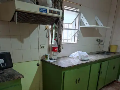 CASA EN VENTA SAN CARLOS BERISSO 2 DORMITORIOS