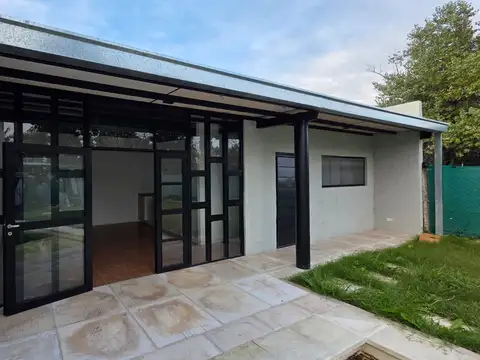 Casa en Alquiler en Gutierrez, $ 1.100.000