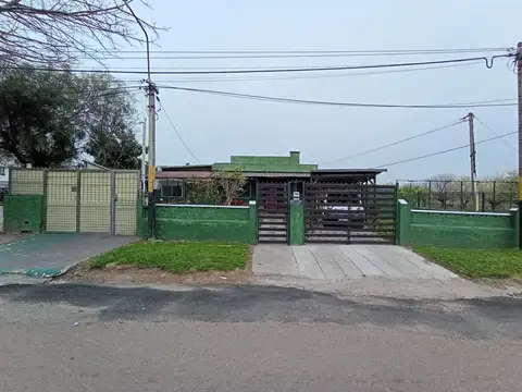 Venta de Padron con 3 Casas en Paso de la Arena !!