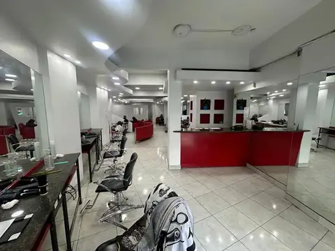 LOCAL SOBRE AVDA. MITRE FTE. PZA ALSINA