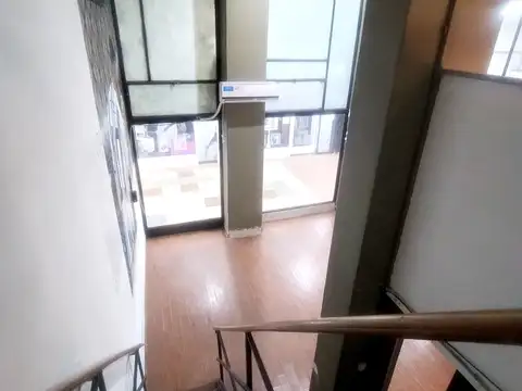 Av Corrientes 4700, Piso Pb