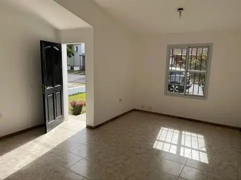 Casa en Alquiler en Cordoba, $ 950.000