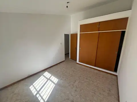 ALQUILER DE CASA 2 DORM MUTUAL DOCENTE CORDOBA
