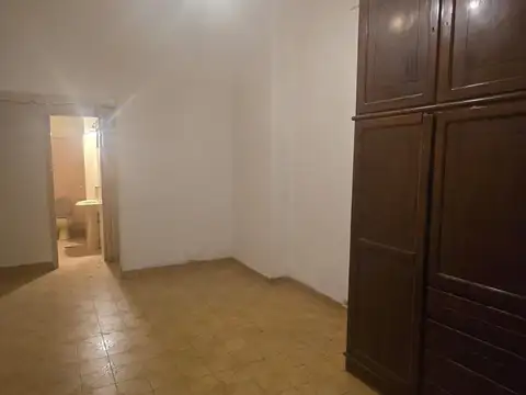 Lavalleja 500, Piso pb