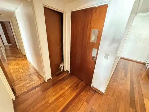 Departamento en Alquiler con 1 cocheras