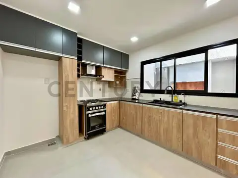 Constitución 900, Piso 0 - 2