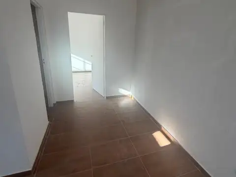 Maza 2700, Piso Pb