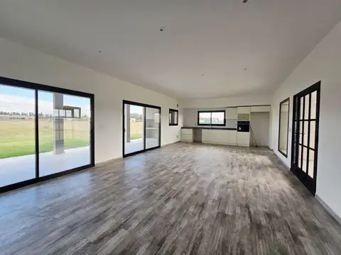 Casa en Venta en Monet Barrio Privado, USD 210.000