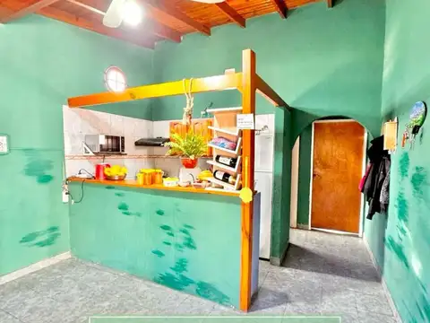 Casa 5 ambientes con 1 baño