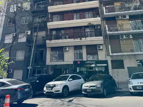 Venta Recoleta 4 ambientes cochera balcon vista