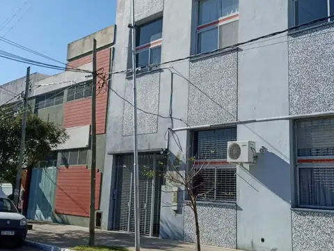 VENTA LOFT 2 1/2AMB-M.PEDRAZA 2500-LANUS-CON RENTA