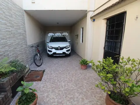 Depto Tipo Casa en Venta de 3 dormitorios