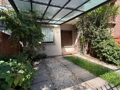 Casa en Venta en Villa Sarmiento, USD 130.000