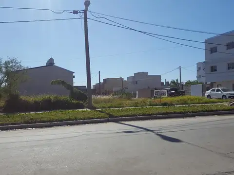 Terreno en Venta 26  mts Fondo