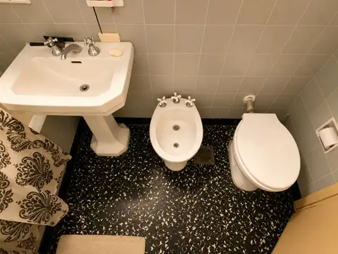 Depto Tipo Casa 2 ambientes con 1 baño
