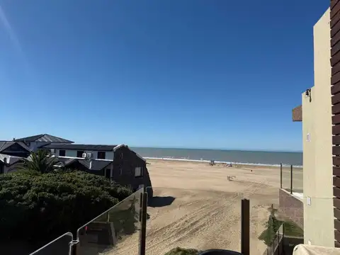 Departamento Venta Las Gaviotas frente al mar