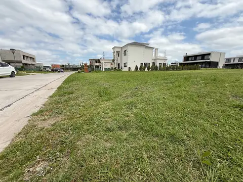 Terreno en Venta 31  mts Fondo