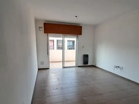 Alquilo Hermoso Depto con cochera en Maipu y Garibaldi