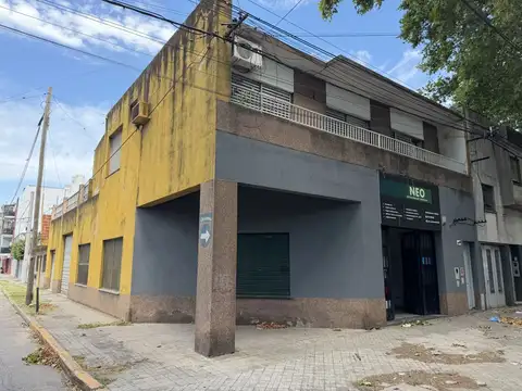 Venta local mas departamento Rosario