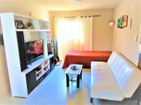 Departamento en venta - 4 Dormitorios 2 Baños - 100Mts2 - Villa Lugano