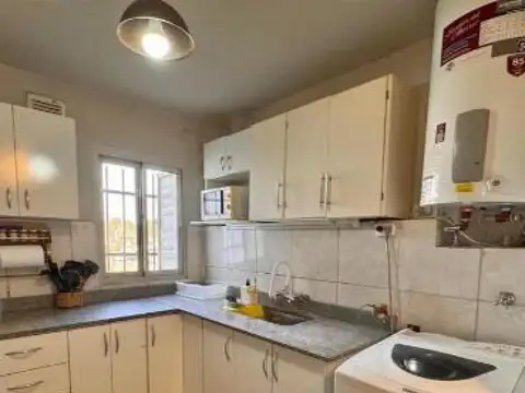 Montiel e/ 2 de abril y Goleta Santa Cruz