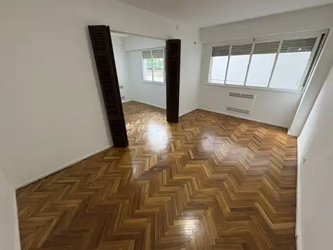 Av Libertador 5400, Piso 1