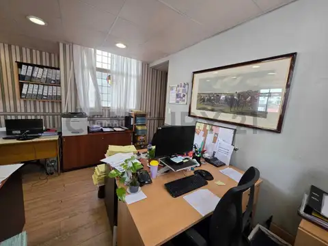 VENTA DE OFICINA – MONSERRAT, CABA