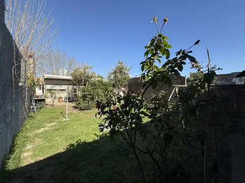 VENTA CASA a RECICLAR O IDEAL FLIPPING-TOMA PERMUTA MENOR VALOR