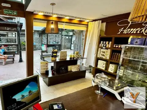Locales en venta - 4 Unidades Funcionales - 144Mts2 - Costa del Este